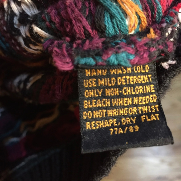 ☆☆ Vintage Peruvian-Style Cardigan ☆☆ - Picture 4 of 4